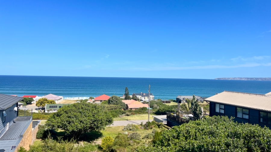 4 Bedroom Property for Sale in Reebok Western Cape